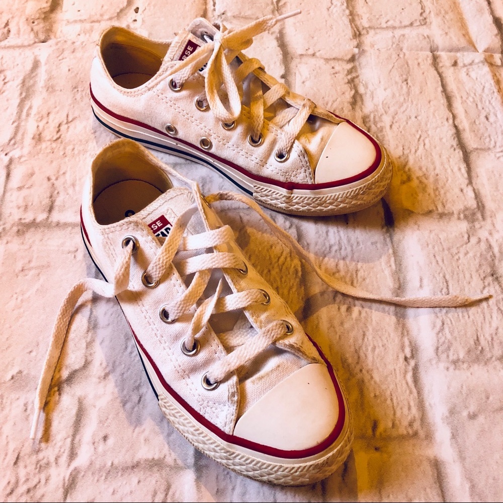 Toddler sz 13 white converse